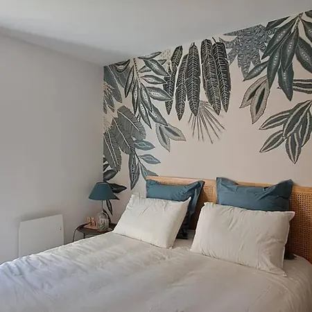 Apartment Centre Du Val Andre - En Rez De Jardin Avec Terrasse Et Jardinet - A 150 M *