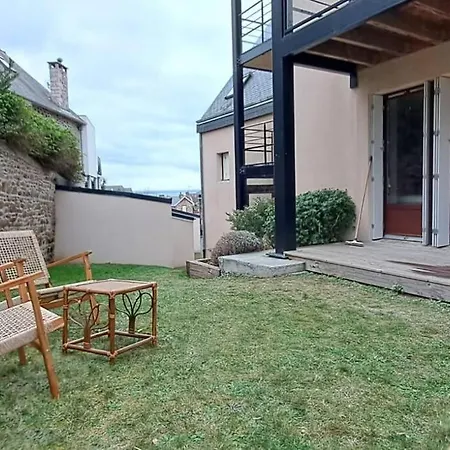Apartment Centre Du Val Andre - En Rez De Jardin Avec Terrasse Et Jardinet - A 150 M